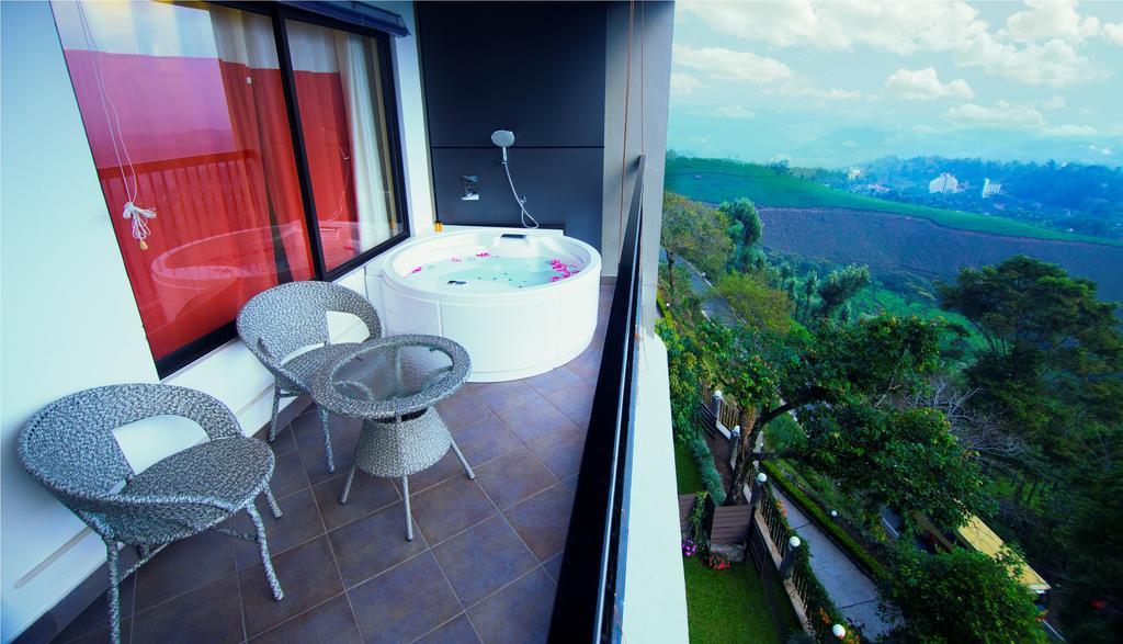 Forest Glade Resorts Chithirapuram Bagian luar foto