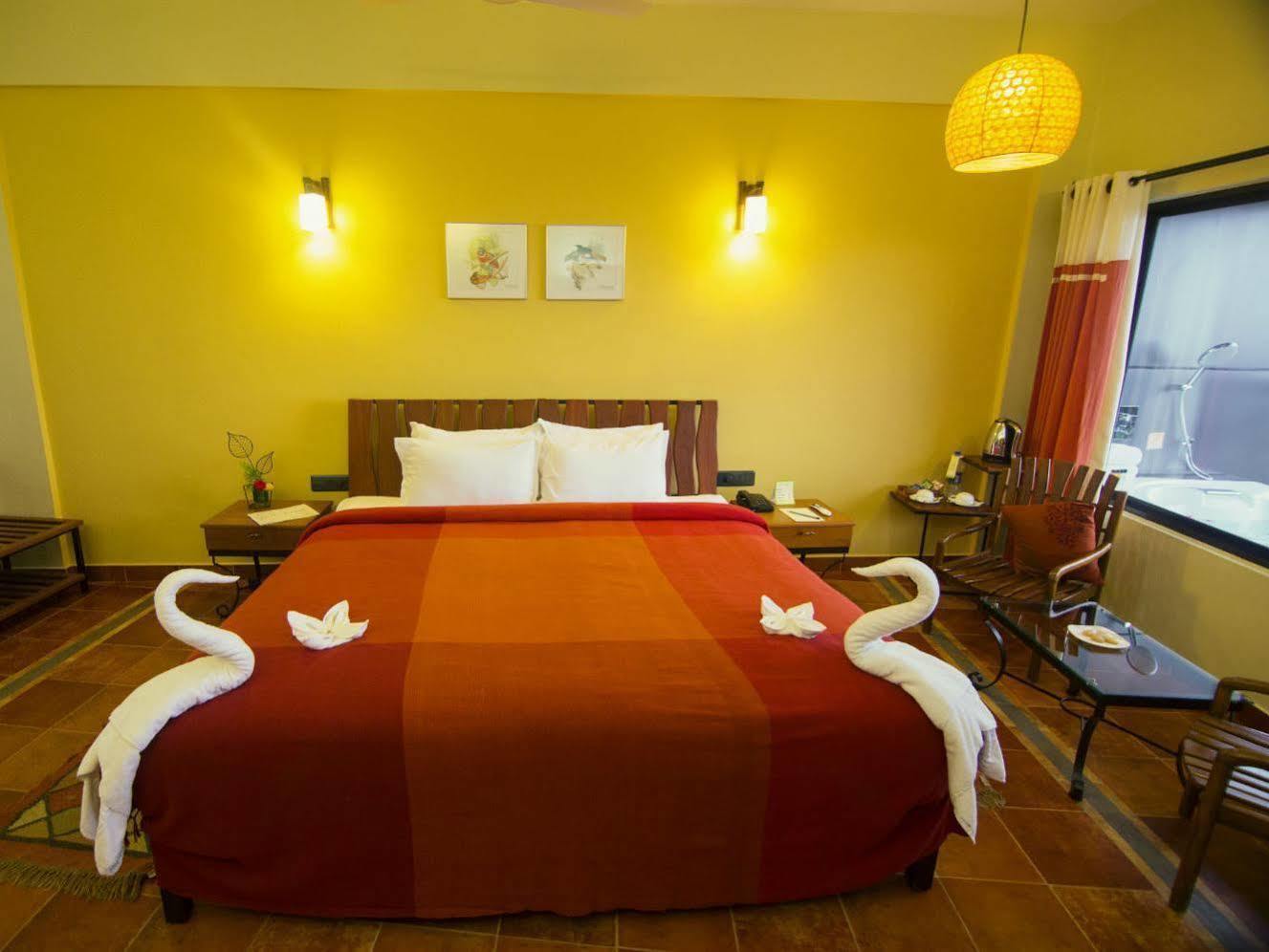 Forest Glade Resorts Chithirapuram Bagian luar foto