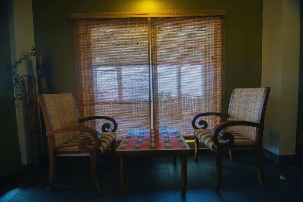 Forest Glade Resorts Chithirapuram Bagian luar foto